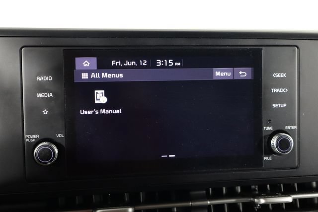 Used 2023 Kia Carnival LX FWD image 34