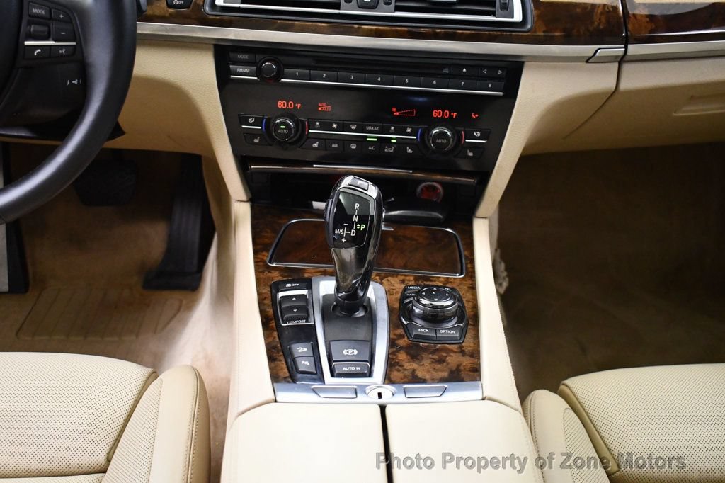 Used 2013 BMW 750Li xDrive AWD/4WD image 29