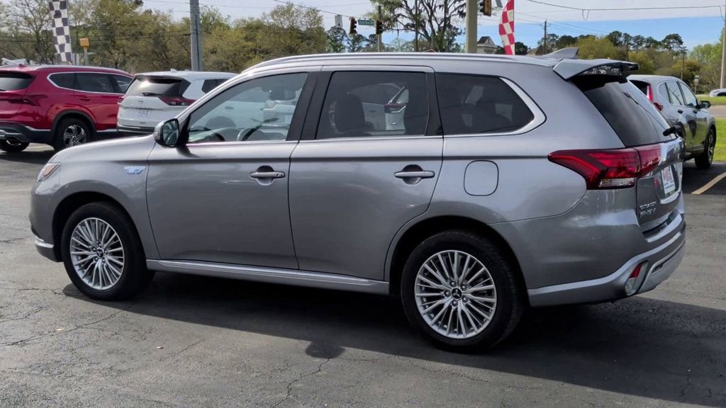 Used 2022 Mitsubishi Outlander SEL image 6