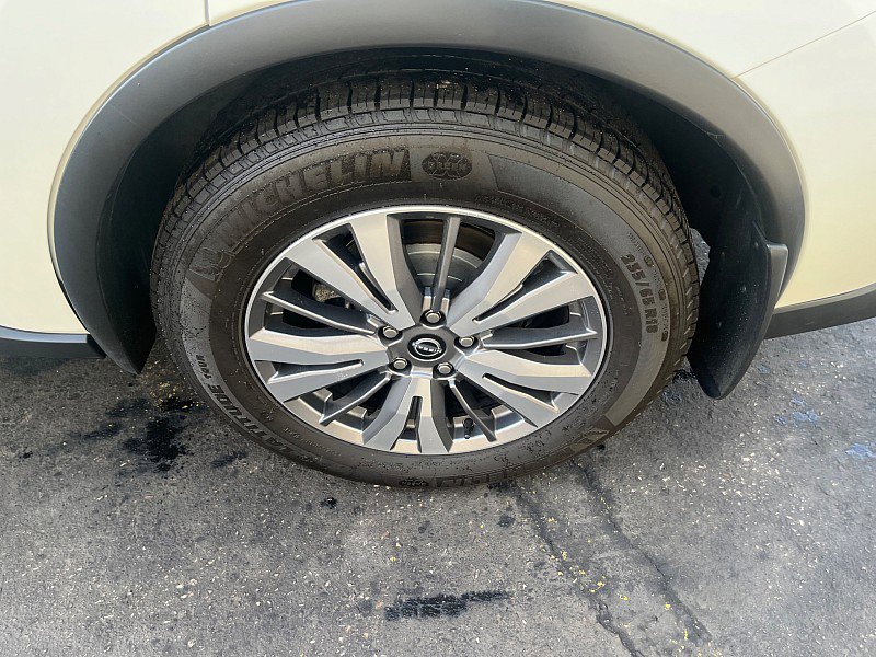 Used 2023 Nissan Murano SV image 12