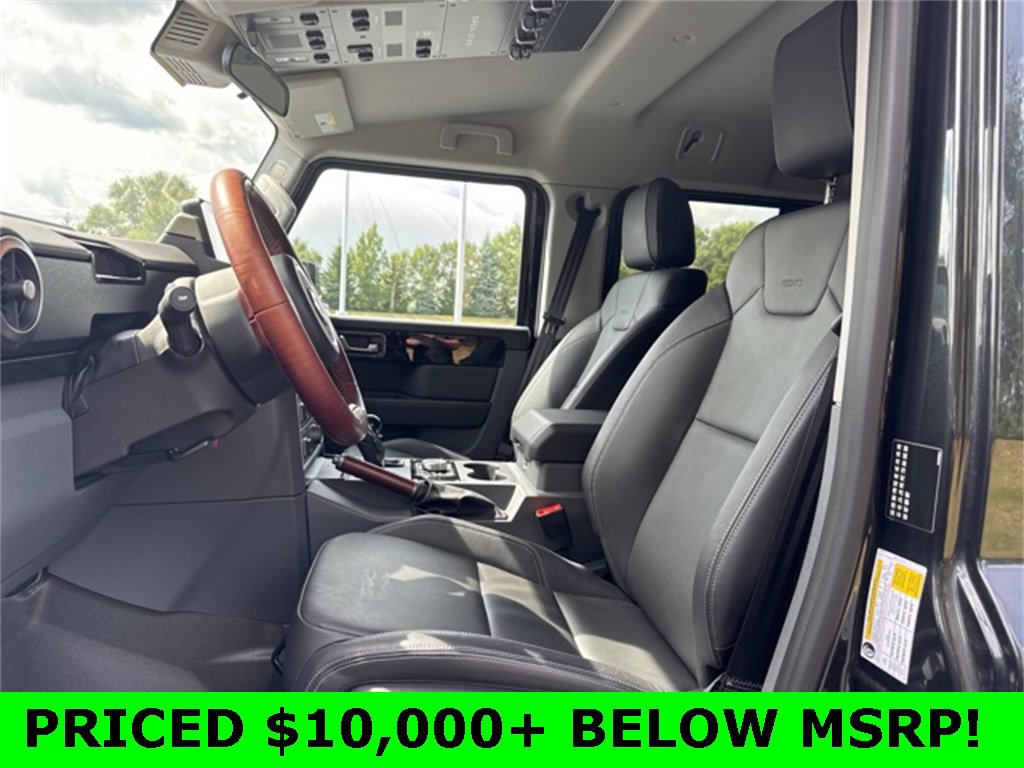 Used 2024 INEOS Grenadier Base image 22