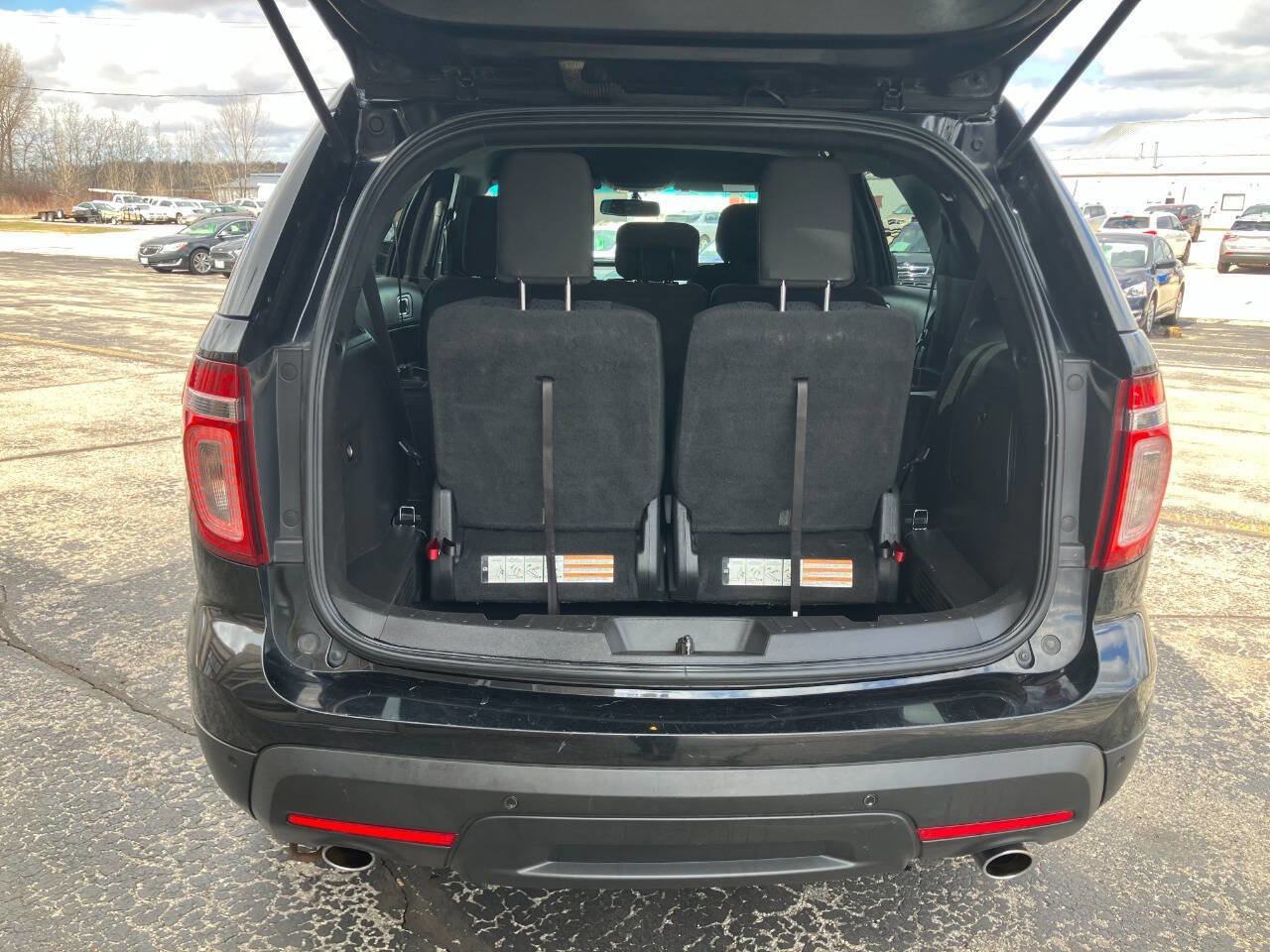 Used 2015 Ford Explorer XLT AWD/4WD image 22