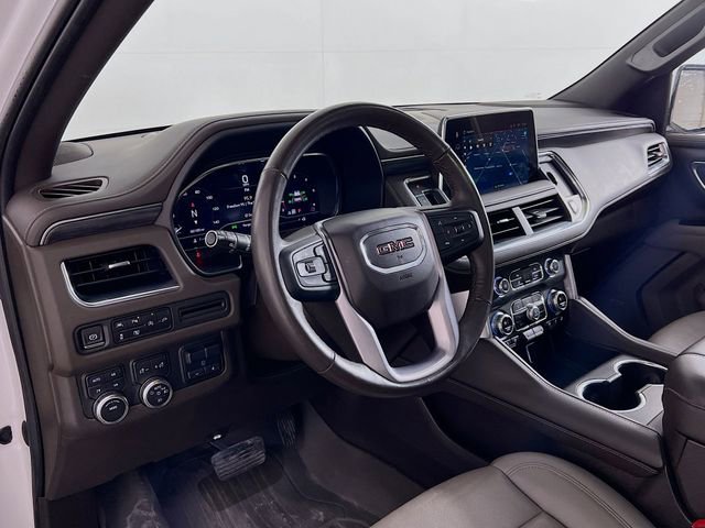 Used 2022 GMC Yukon XL SLT w/ SLT Luxury Package image 38