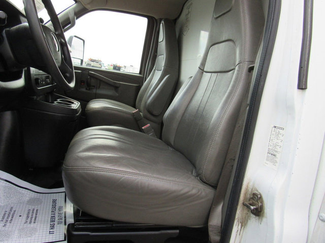 Used 2022 GMC Savana 3500 Extended w/ Power Convenience Package RWD image 27