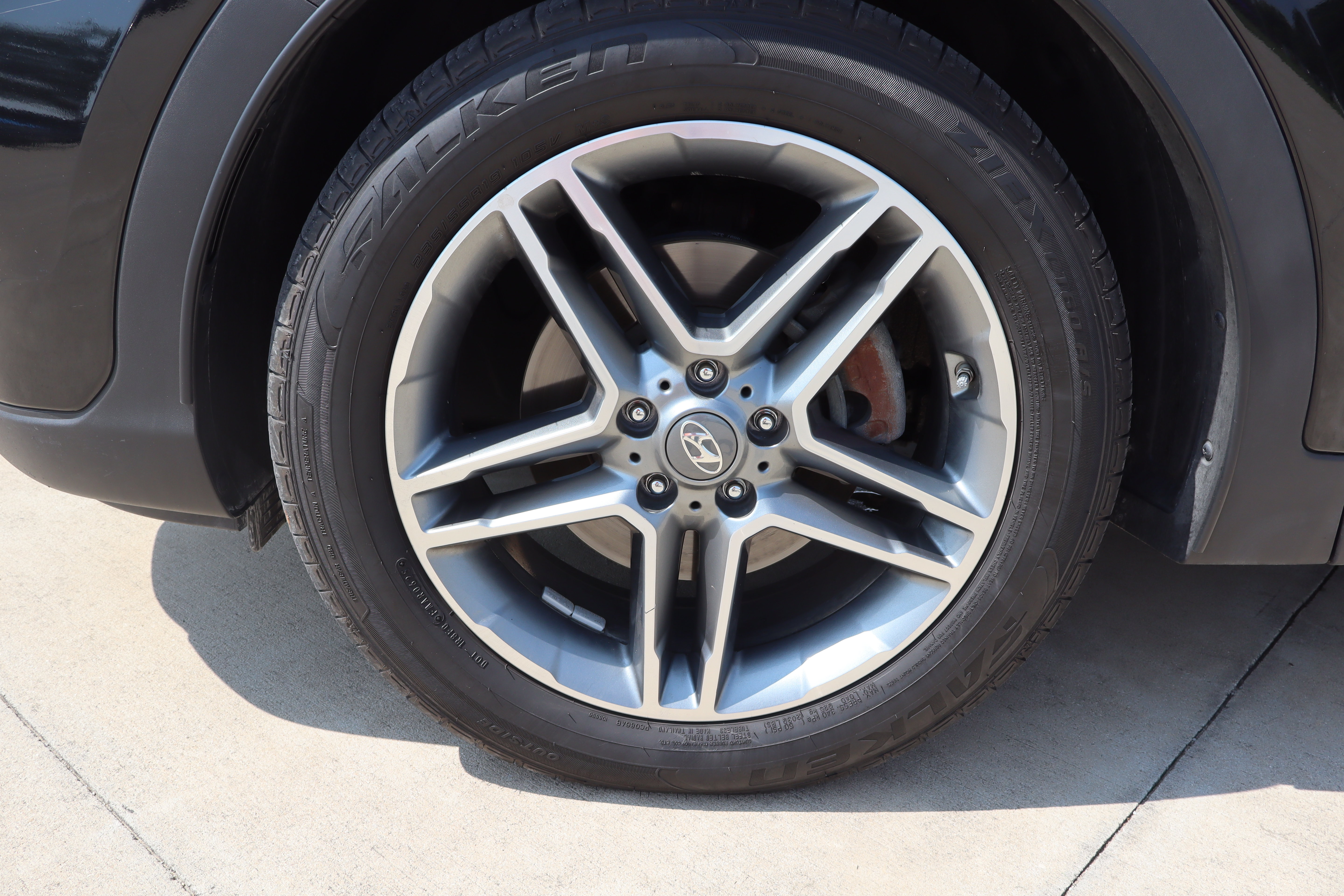 Used 2018 Hyundai Santa Fe Limited FWD image 32