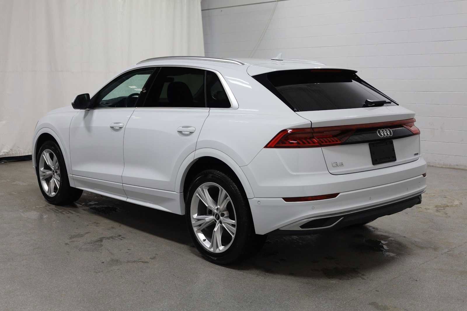 Certified 2023 Audi Q8 Premium Plus w/ Premium Plus Package image 3