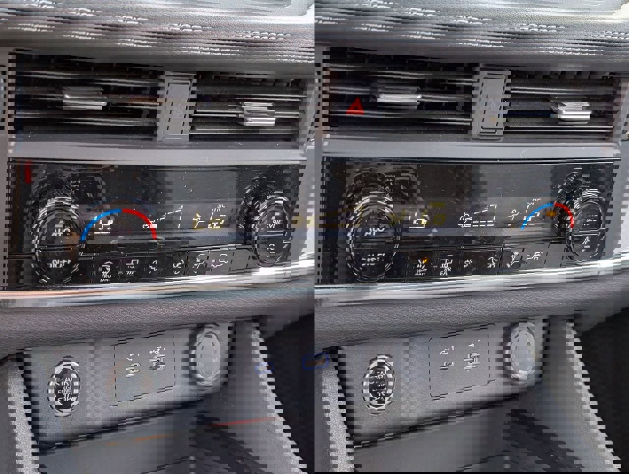 Certified 2023 Nissan Rogue SV image 17