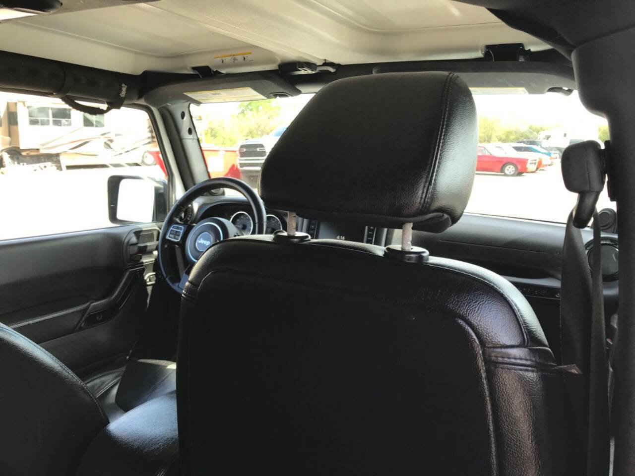 Used 2014 Jeep Wrangler Altitude AWD/4WD image 17