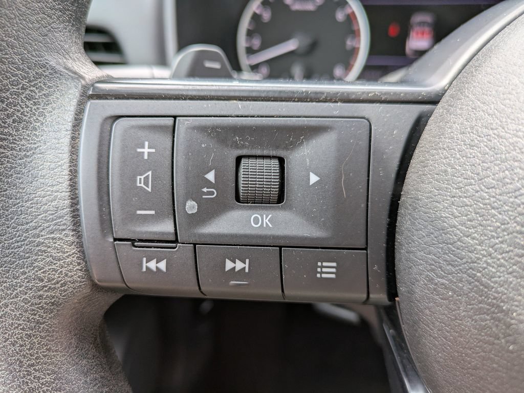 Certified 2023 Nissan Rogue S FWD image 24