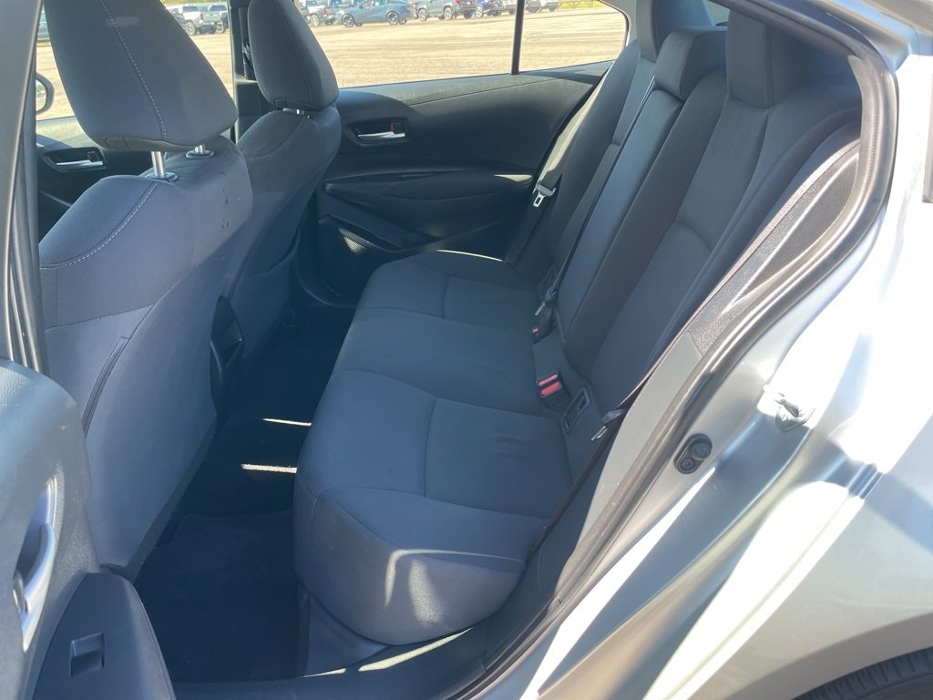 Used 2021 Toyota Corolla LE image 12