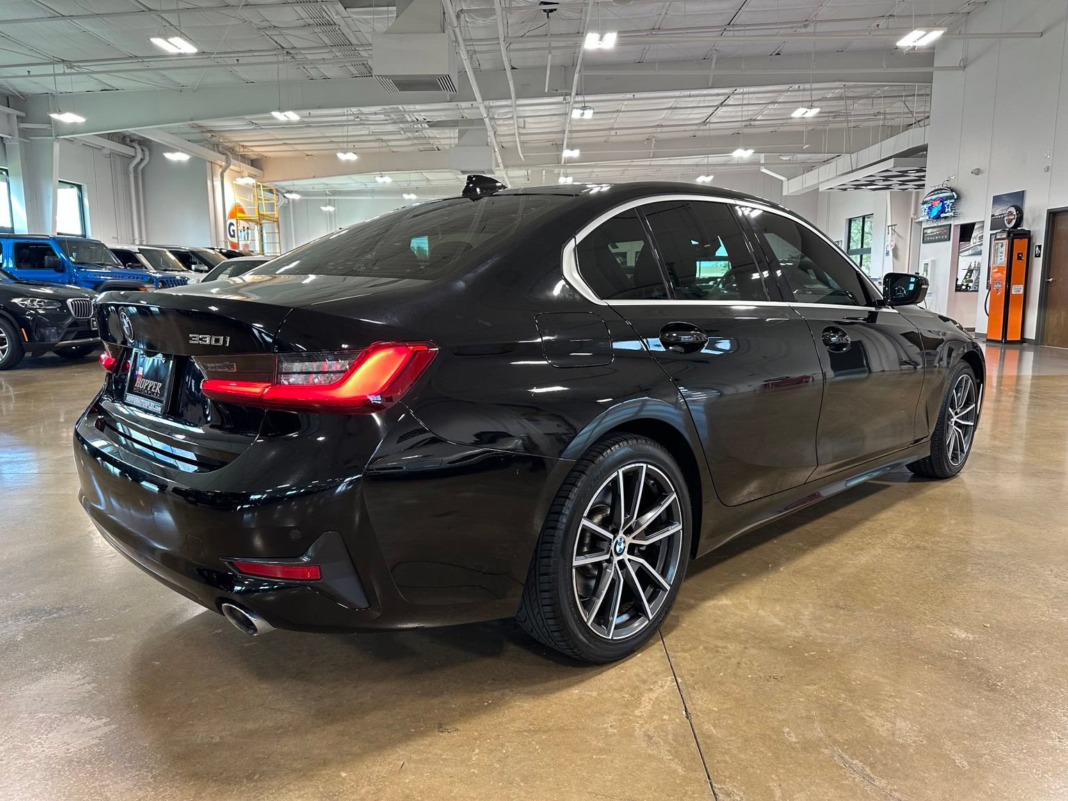Used 2020 BMW 330i Sedan w/ Driving Assistance Package RWD image 7