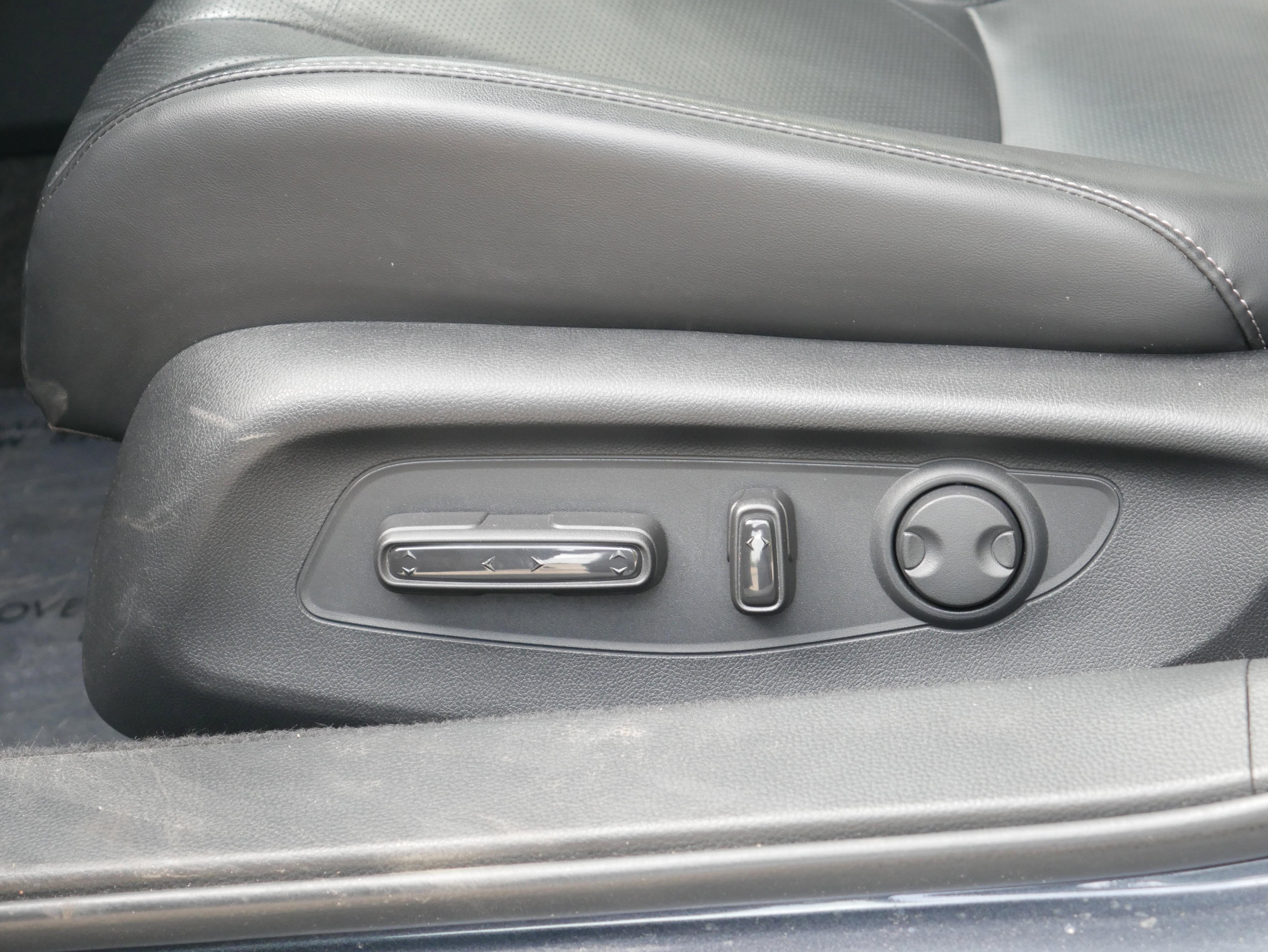 Used 2024 Honda Accord Touring image 13