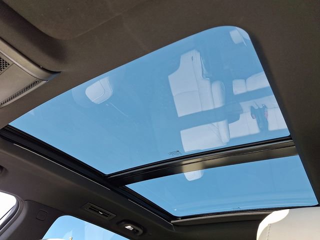 Used 2024 Cadillac XT6 Sport w/ LPO, Floor Liner Package image 14