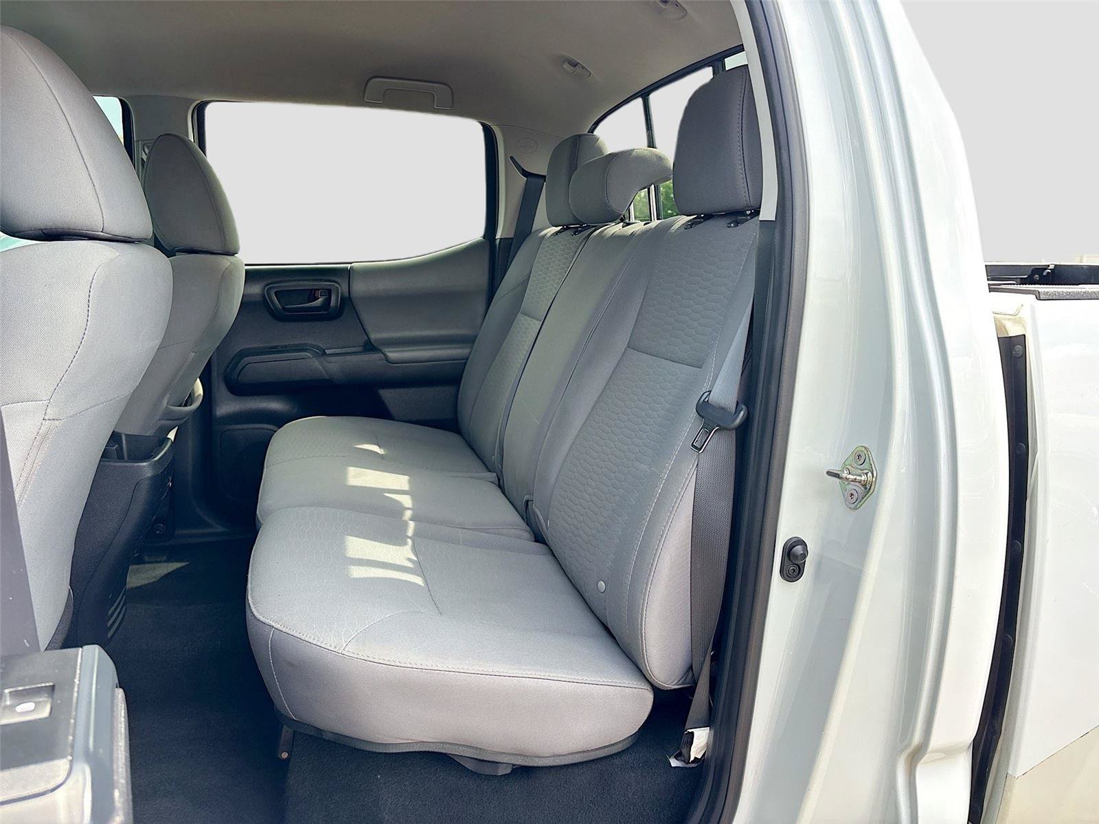 Used 2019 Toyota Tacoma SR w/ SR Convenience Package RWD image 22