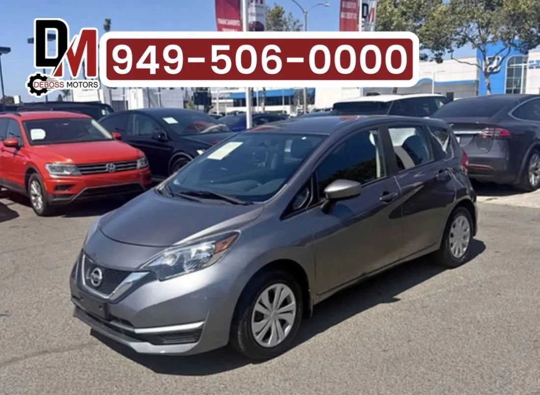 Used 2018 Nissan Versa Note S FWD image 1