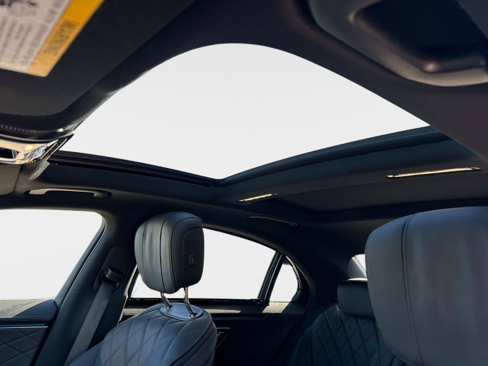 Certified 2025 Mercedes-Benz S 580 4MATIC Sedan image 22