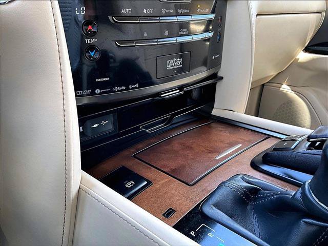 Used 2017 Lexus LX 570 4WD w/ Luxury Package image 23