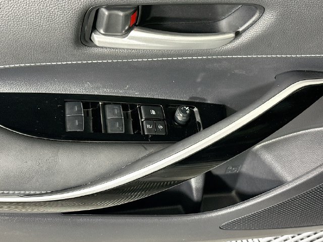 Used 2026 Toyota Corolla XSE FWD image 14