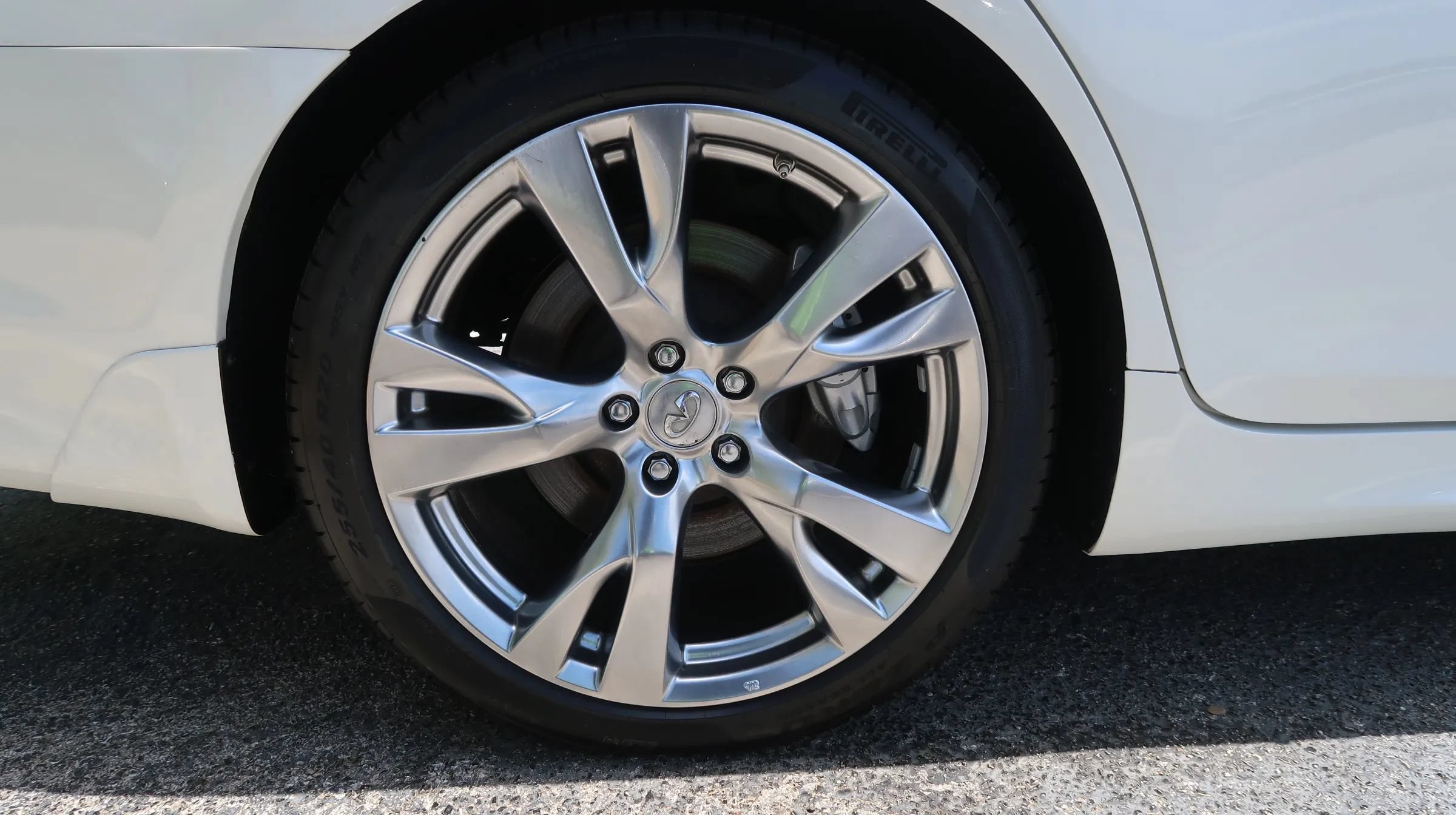 Used 2019 INFINITI Q70 Luxe w/ Sport Package RWD image 54