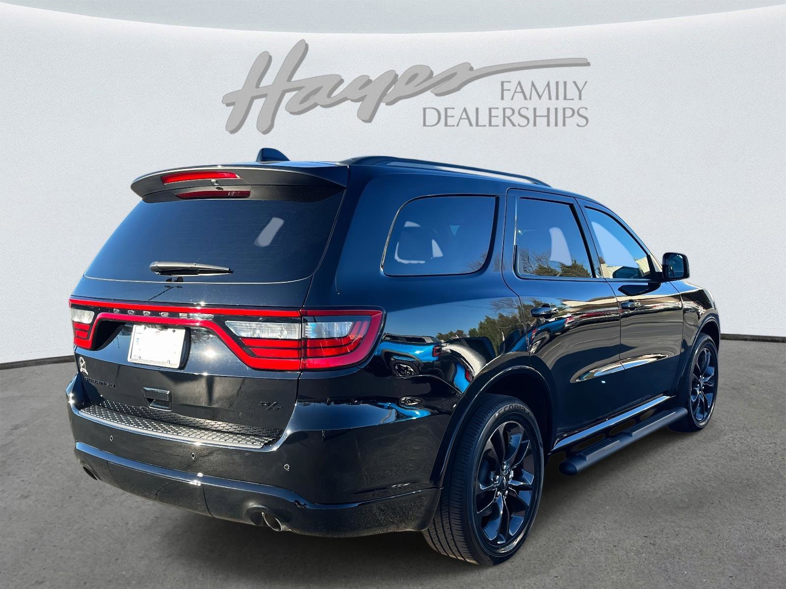 Certified 2024 Dodge Durango R/T w/ Blacktop Package image 5