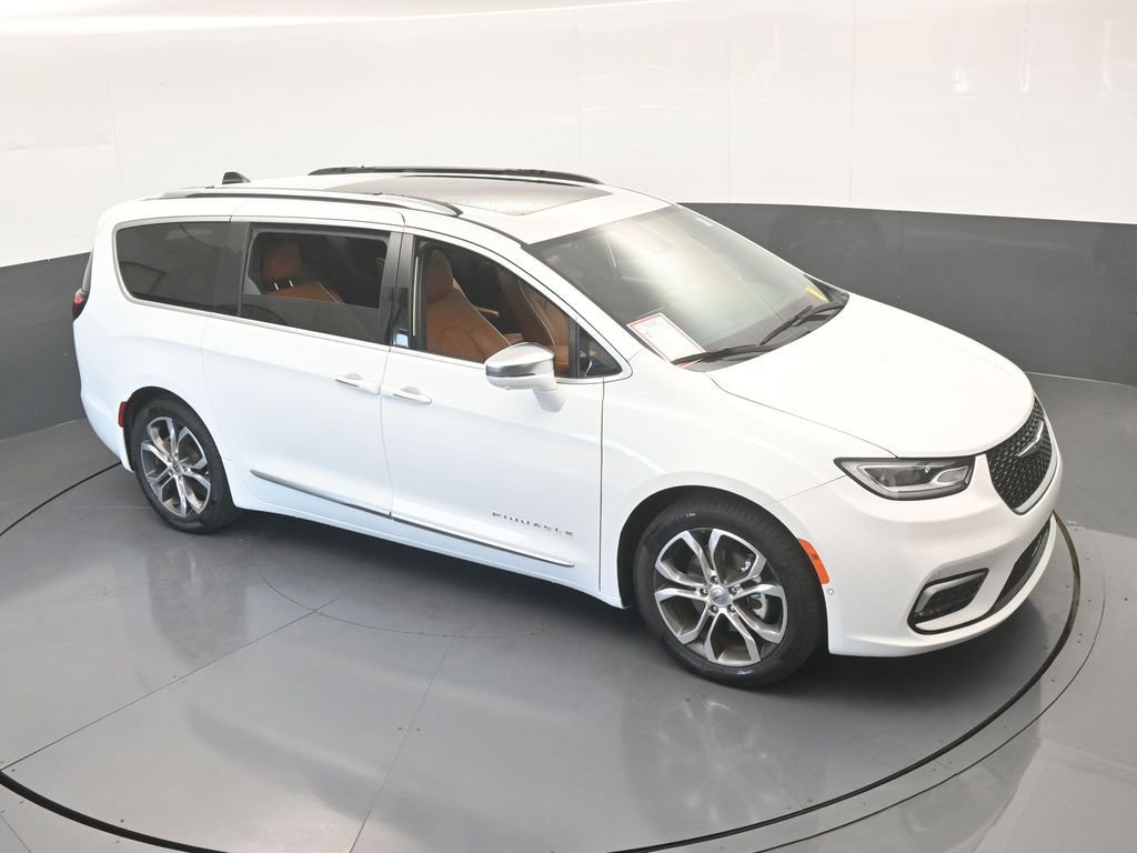 Used 2024 Chrysler Pacifica Pinnacle image 68