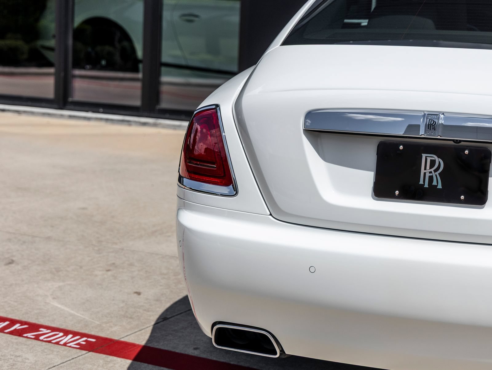 Used 2018 Rolls-Royce Wraith RWD image 12