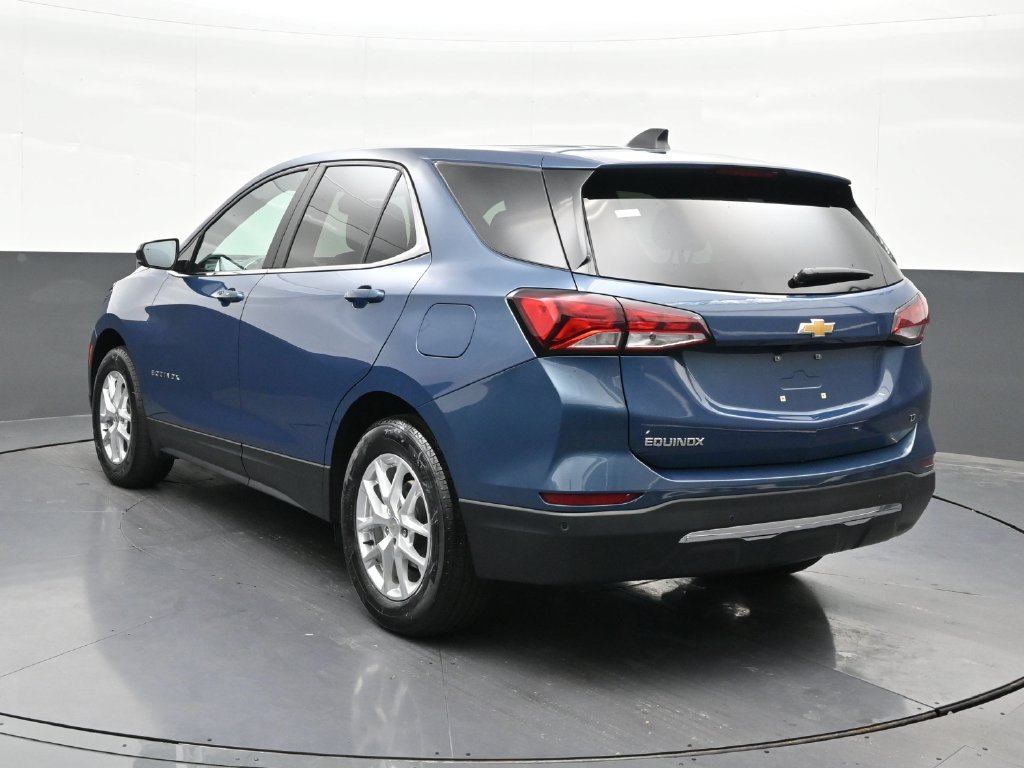 Used 2024 Chevrolet Equinox LT FWD image 3