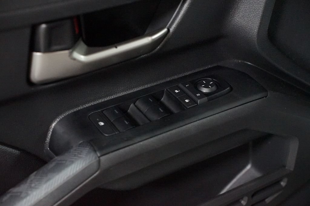Certified 2025 Toyota Tacoma TRD Sport AWD/4WD image 32