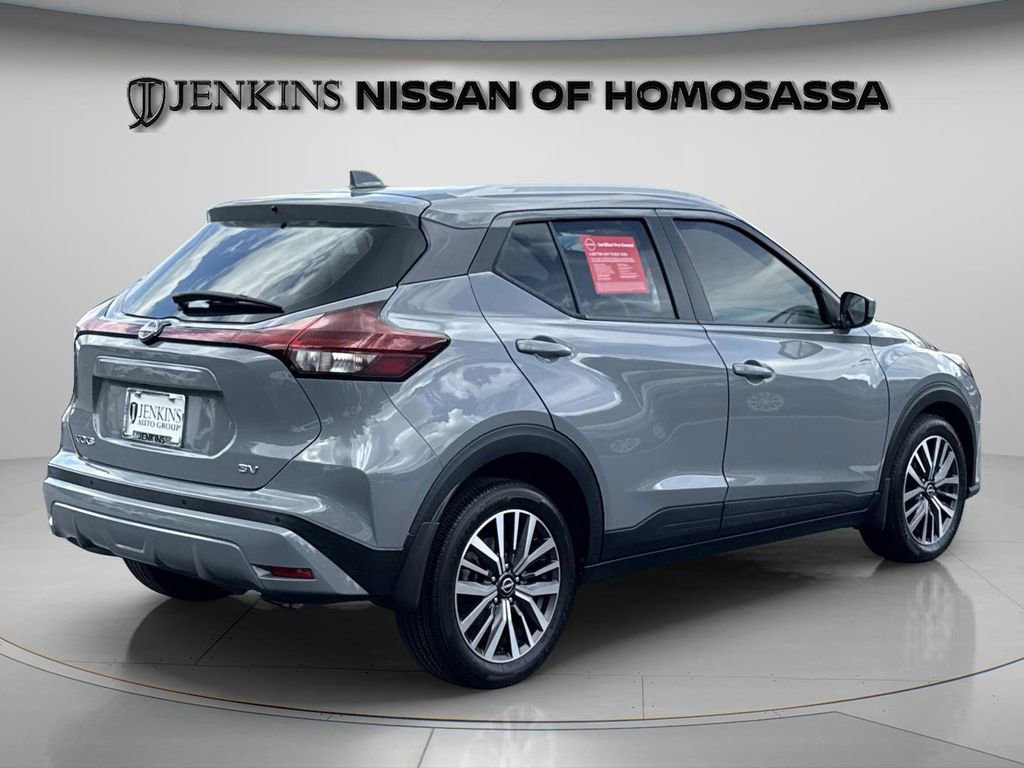 Certified 2022 Nissan Kicks SV image 5