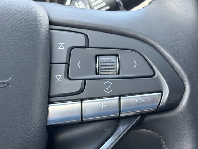 Used 2023 Cadillac XT6 Luxury FWD image 28