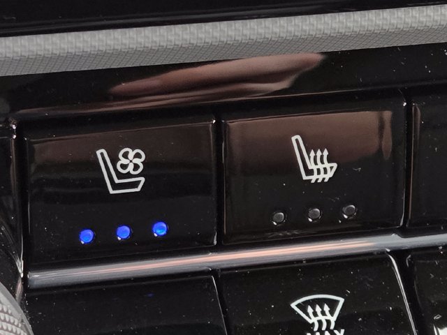 New 2027 Chevrolet Bolt RS w/ LPO, All-Weather Package FWD image 6