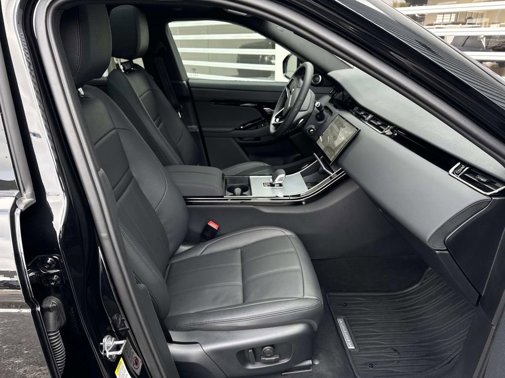 Certified 2025 Land Rover Range Rover Evoque S image 9