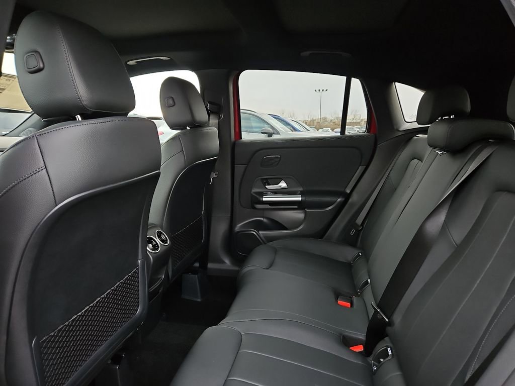 New 2026 Mercedes-Benz GLA 250 image 16