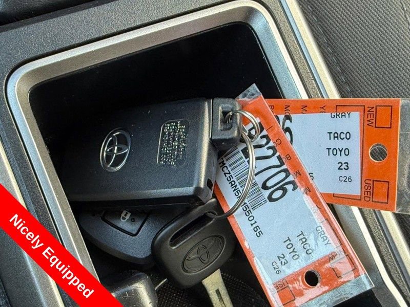 Used 2023 Toyota Tacoma SR5 AWD/4WD image 30