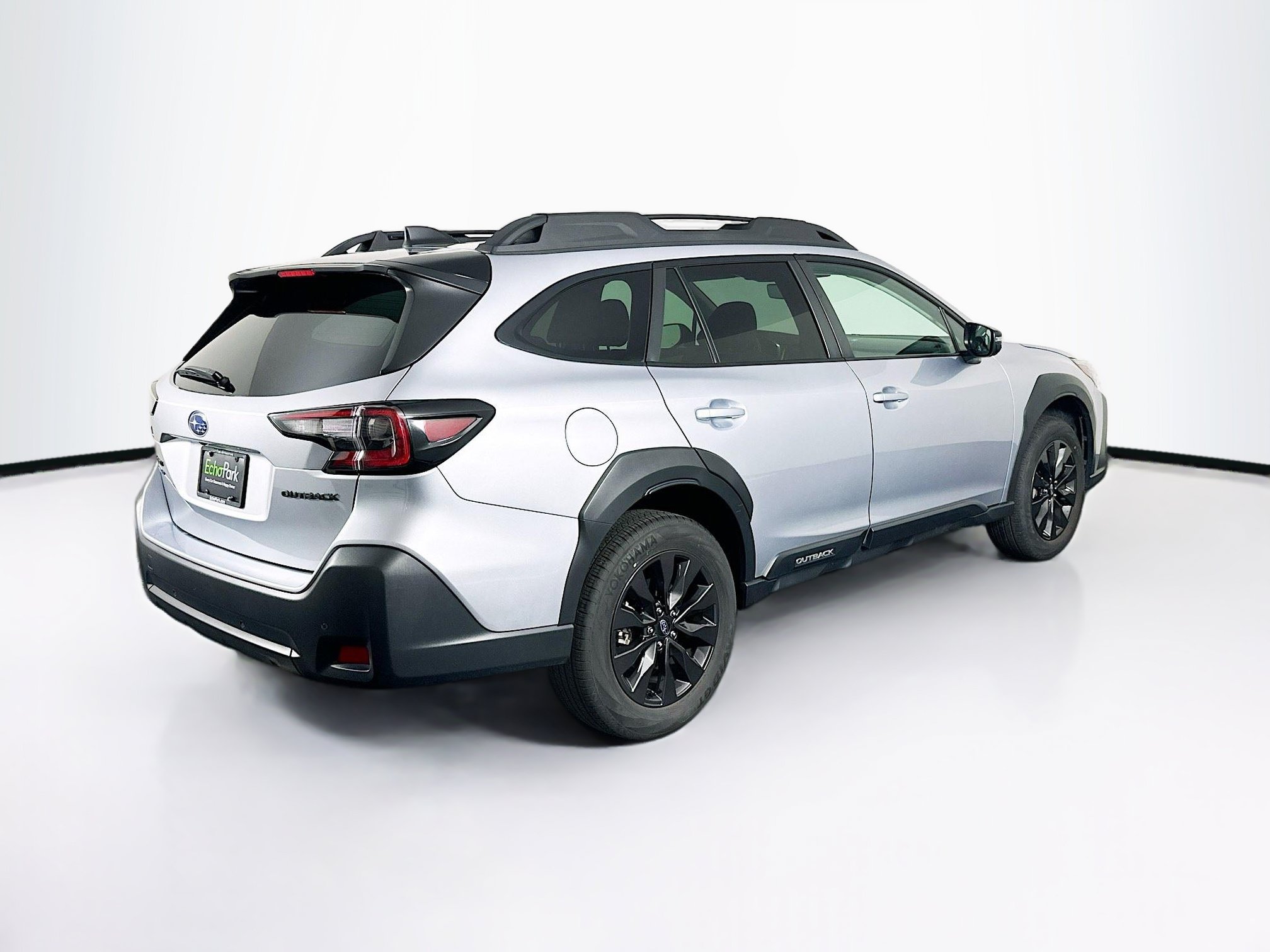 Used 2025 Subaru Outback Onyx Edition AWD/4WD image 9