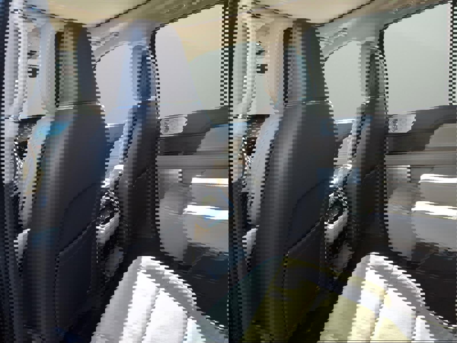 Used 2023 Lincoln Navigator Reserve image 24