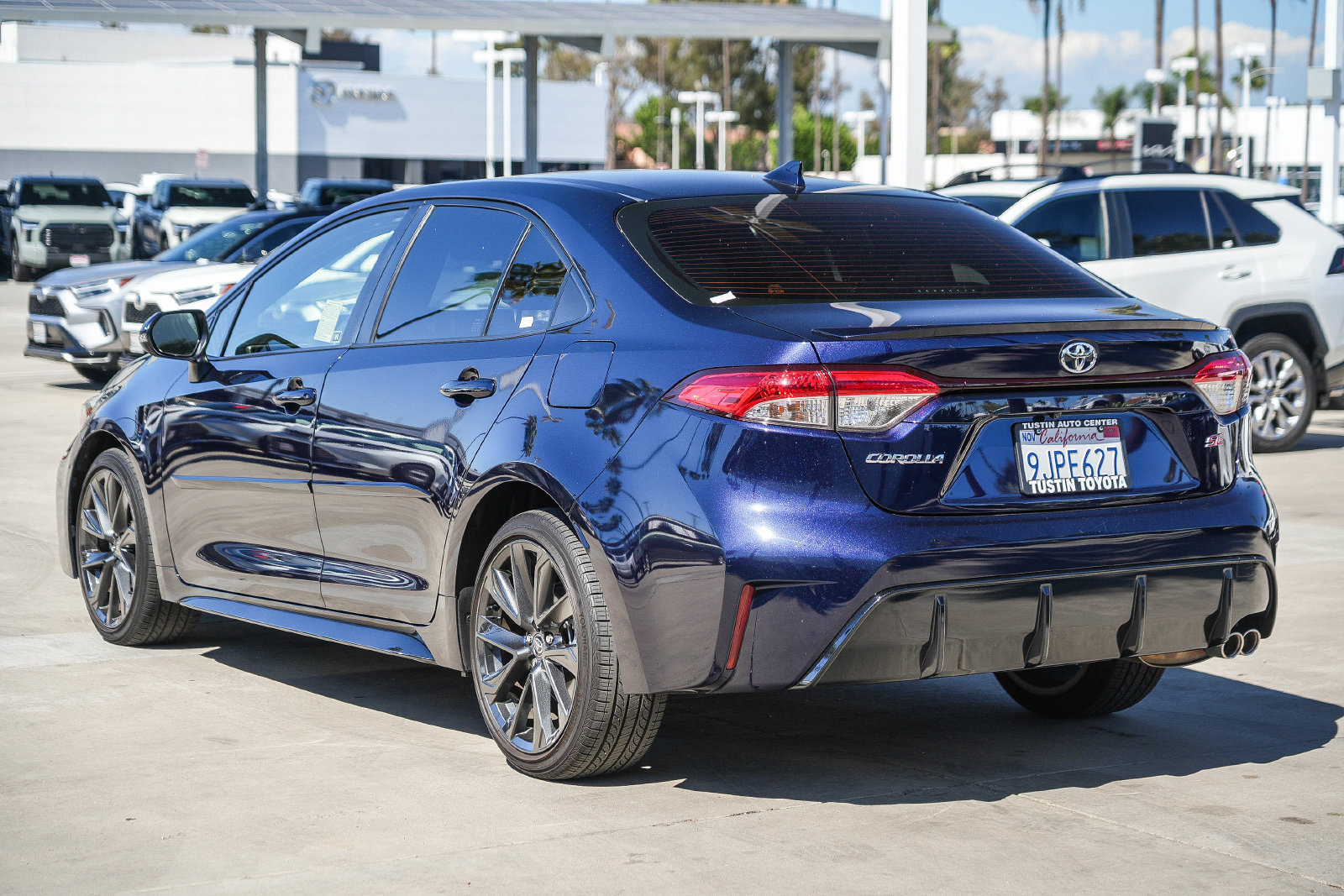 Certified 2024 Toyota Corolla SE w/ SE Premium Package FWD image 8