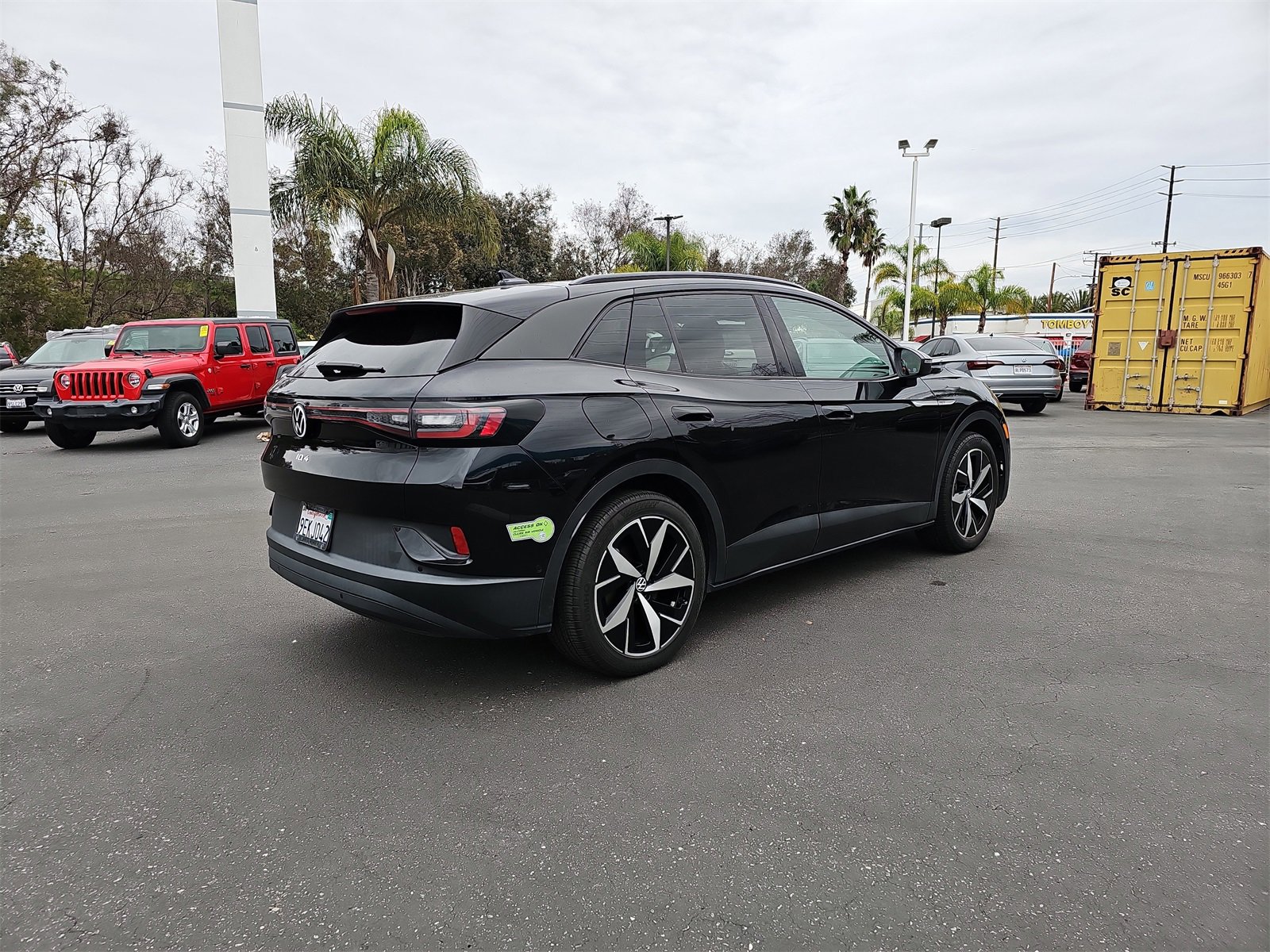 Used 2023 Volkswagen ID.4 Pro S image 5