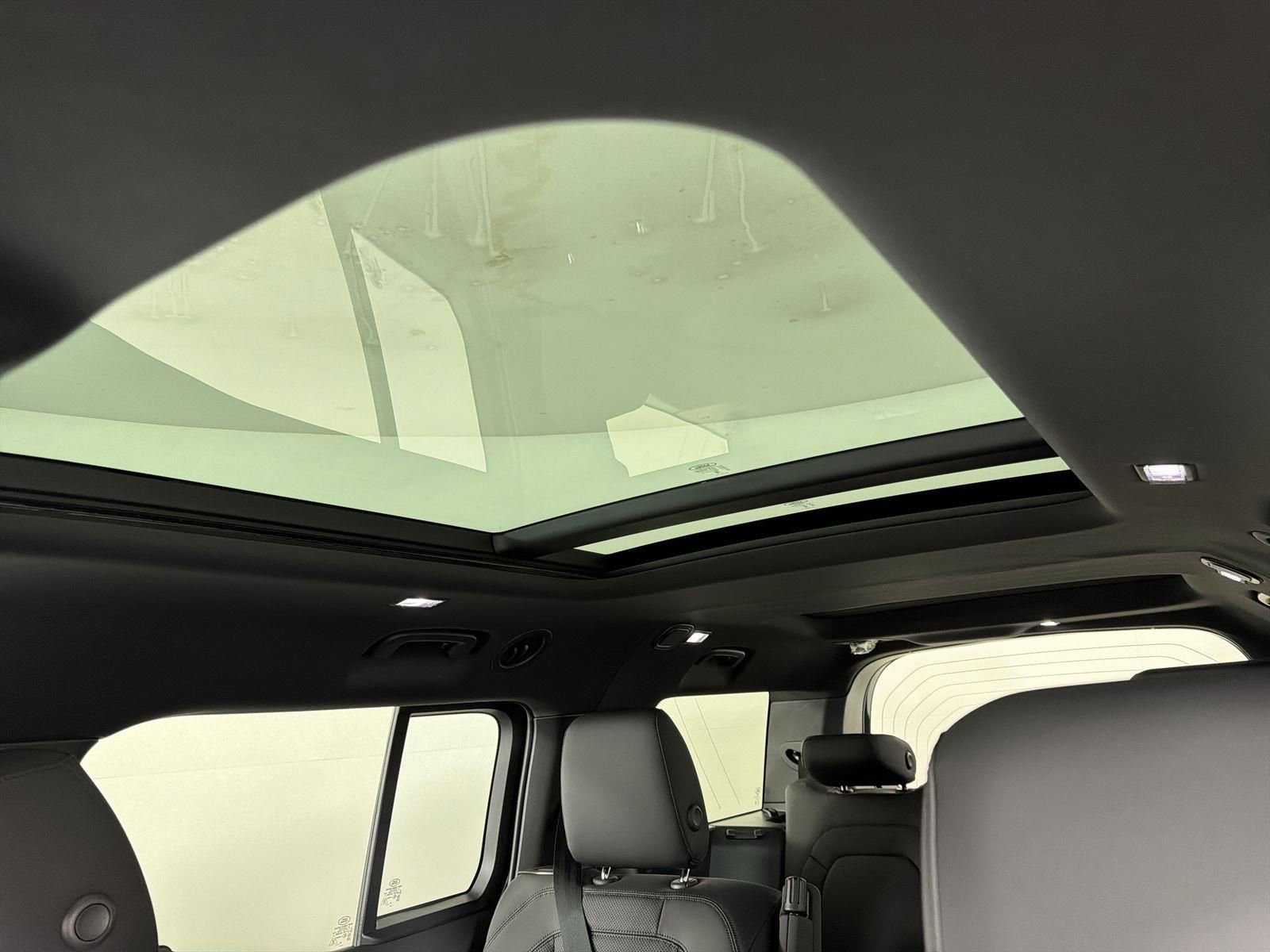 New 2026 Land Rover Defender 130 S AWD/4WD image 9