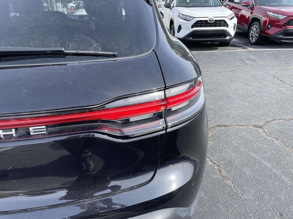 Used 2022 Porsche Macan S image 16