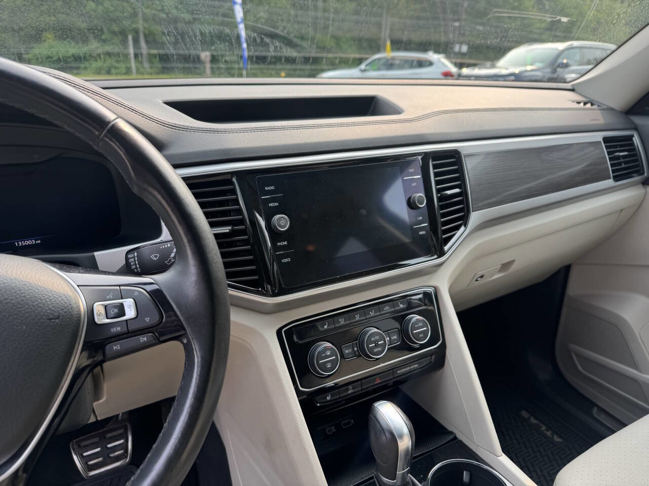 Used 2019 Volkswagen Atlas SEL R-Line image 14