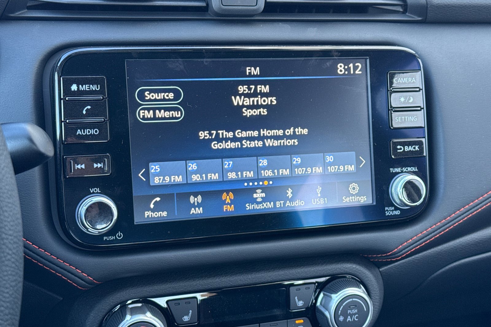 New 2025 Nissan Versa SR w/ Trunk Package image 14