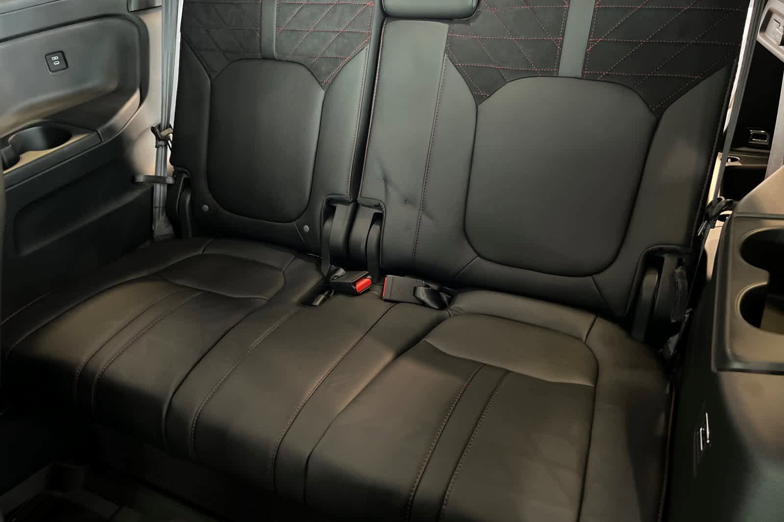 New 2026 Honda Pilot Black Edition image 17