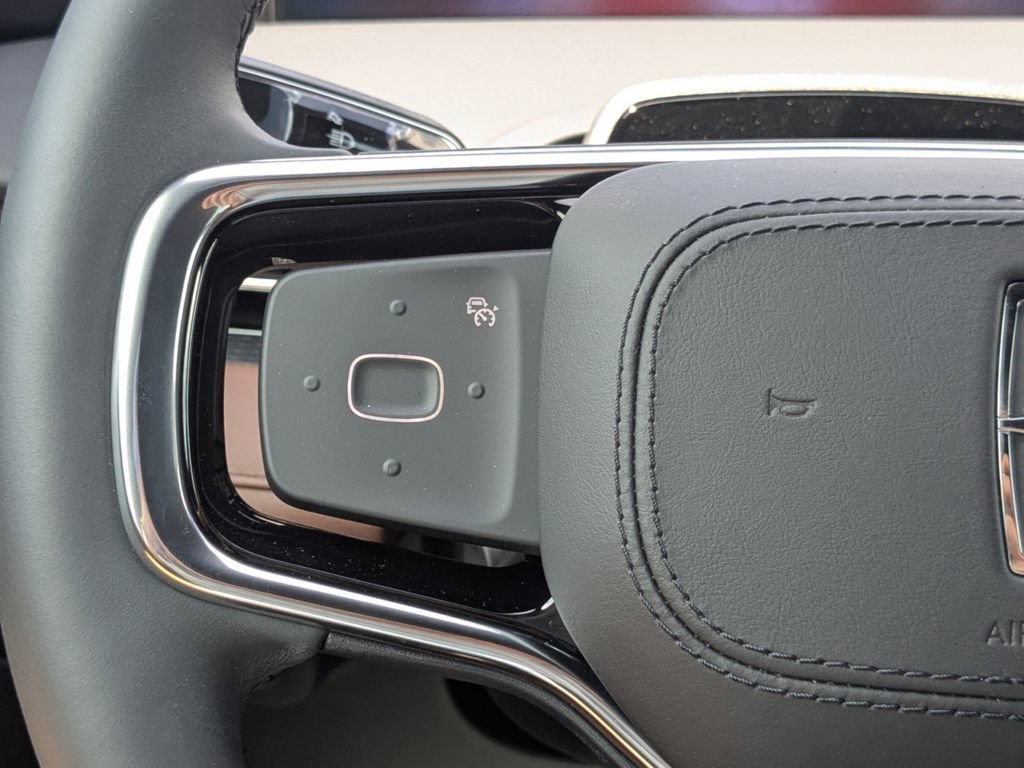 New 2026 Lincoln Nautilus Reserve AWD/4WD image 28