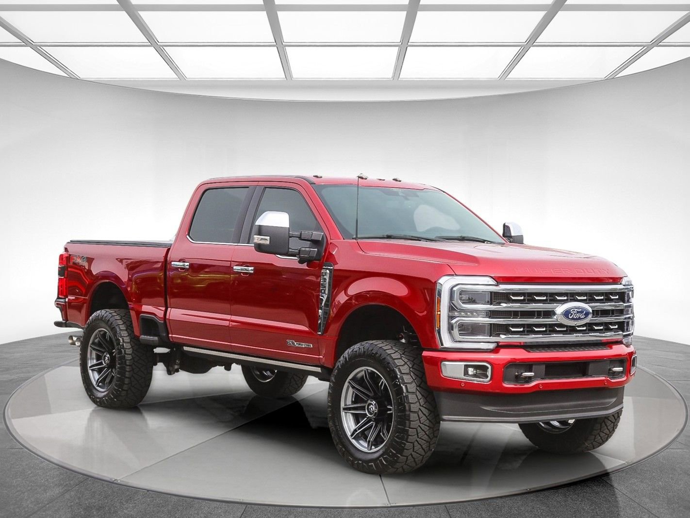 Used 2024 Ford F350 Platinum w/ FX4 Off-Road Package image 5