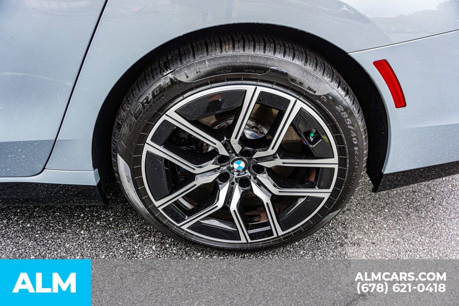 Used 2024 BMW 760i xDrive w/ Premium Package AWD/4WD image 17