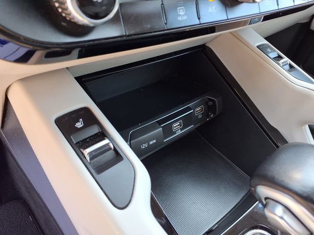 Used 2020 Kia Telluride S w/ S 8 Passenger Seating Package FWD image 25