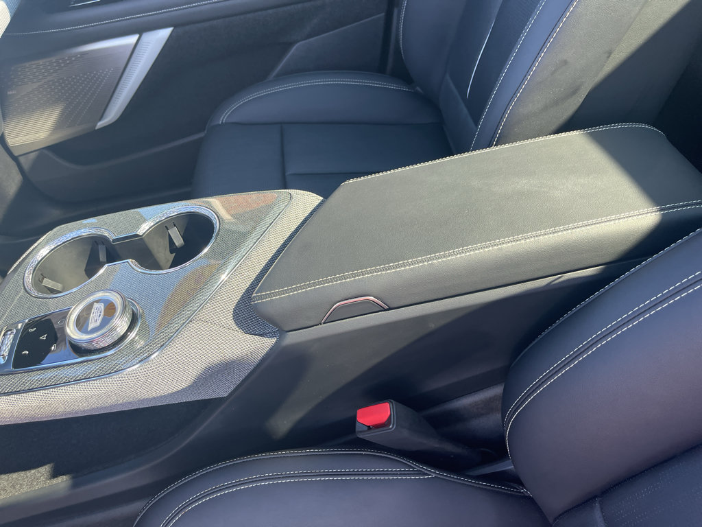 Used 2025 Cadillac Optiq Sport 2 w/ LPO, Floor Liner Package AWD/4WD image 17