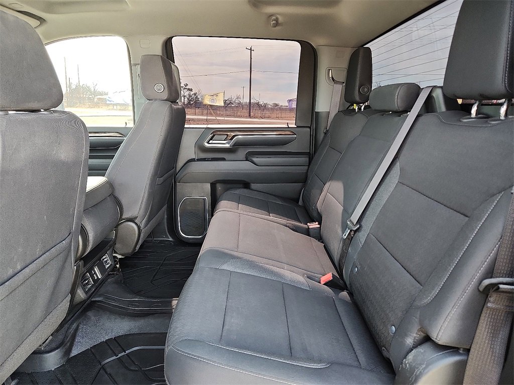 Used 2024 Chevrolet Silverado 2500 LT w/ Convenience Package image 14