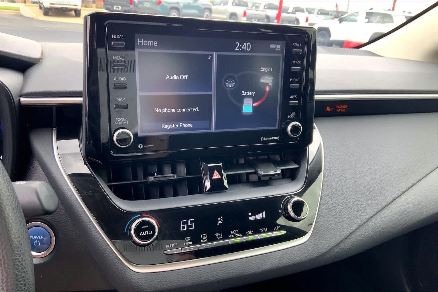 Used 2022 Toyota Corolla LE FWD image 34